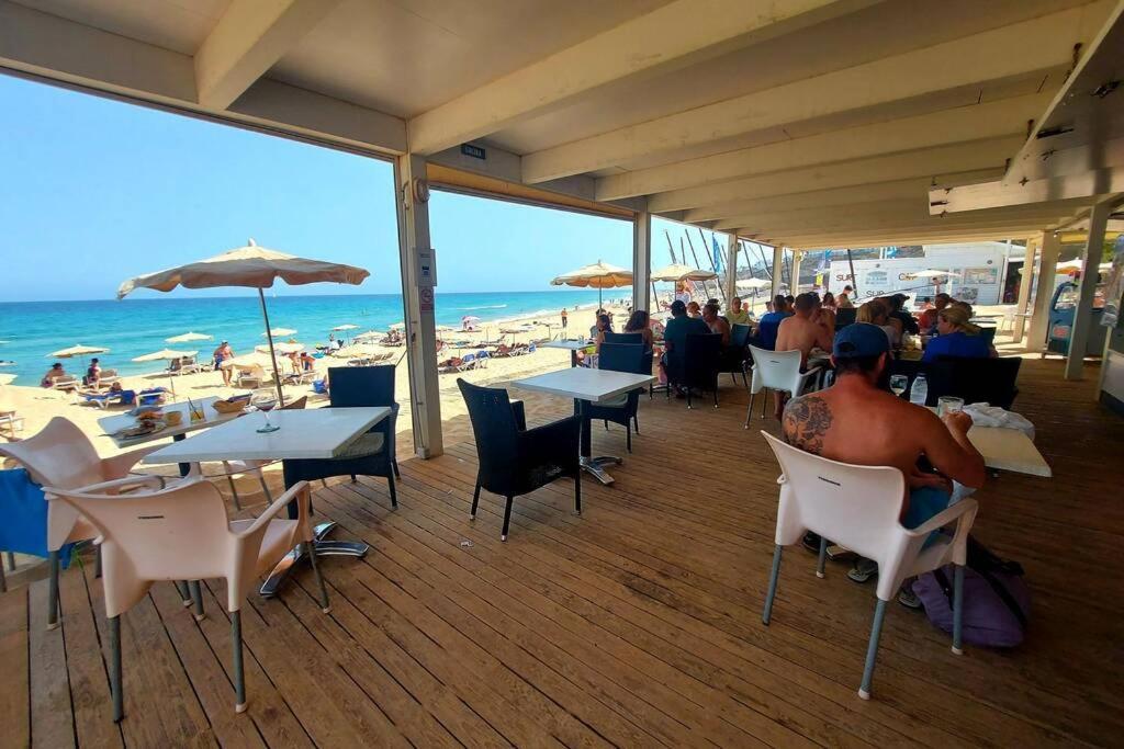 Amplio Apartamento En La Playa Del Esquinzo Playa Jandia Eksteriør bilde